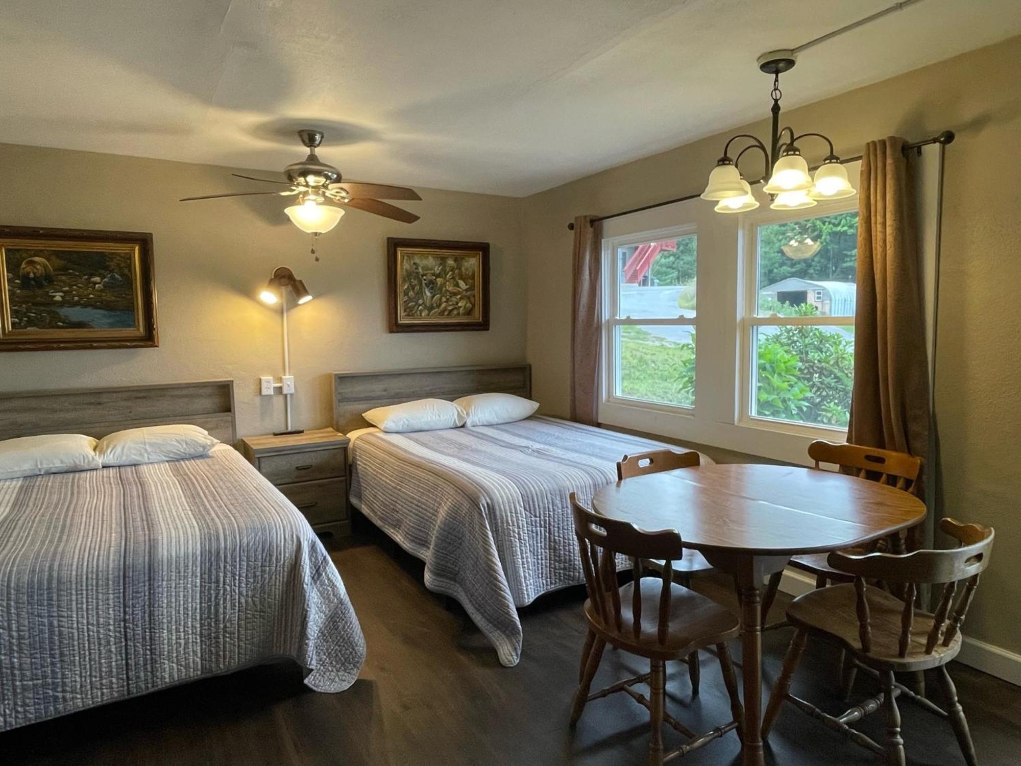 Hill View Motel And Cottages Lake George Værelse billede